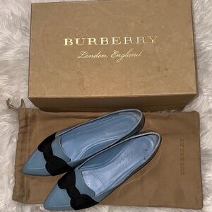 AUTHENTIC Burberry Women's Light Blue Flats with Black Accent